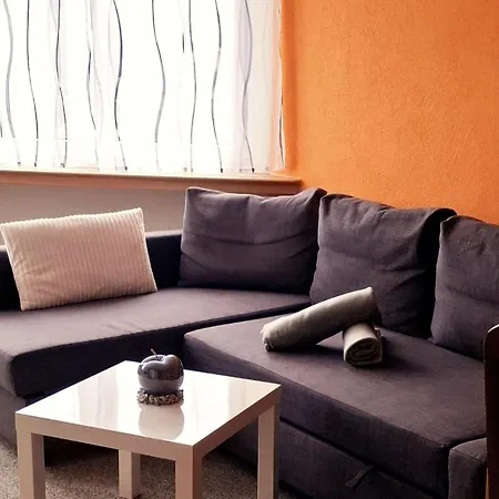 Fewo D'Rock Arosa-Perfect For Party Lovers-Located Above A Bar & Club (Adults Only) *