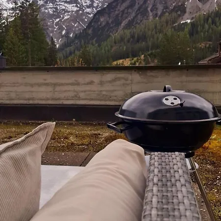 Fewo D'Rock Arosa-Perfect For Party Lovers-Located Above A Bar & Club (Adults Only) * アローザ