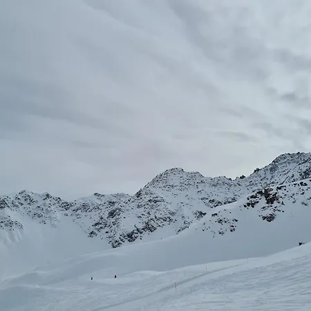 D'rock Arosa- Center Of Nightlife By Nature Switzerland ארוזה